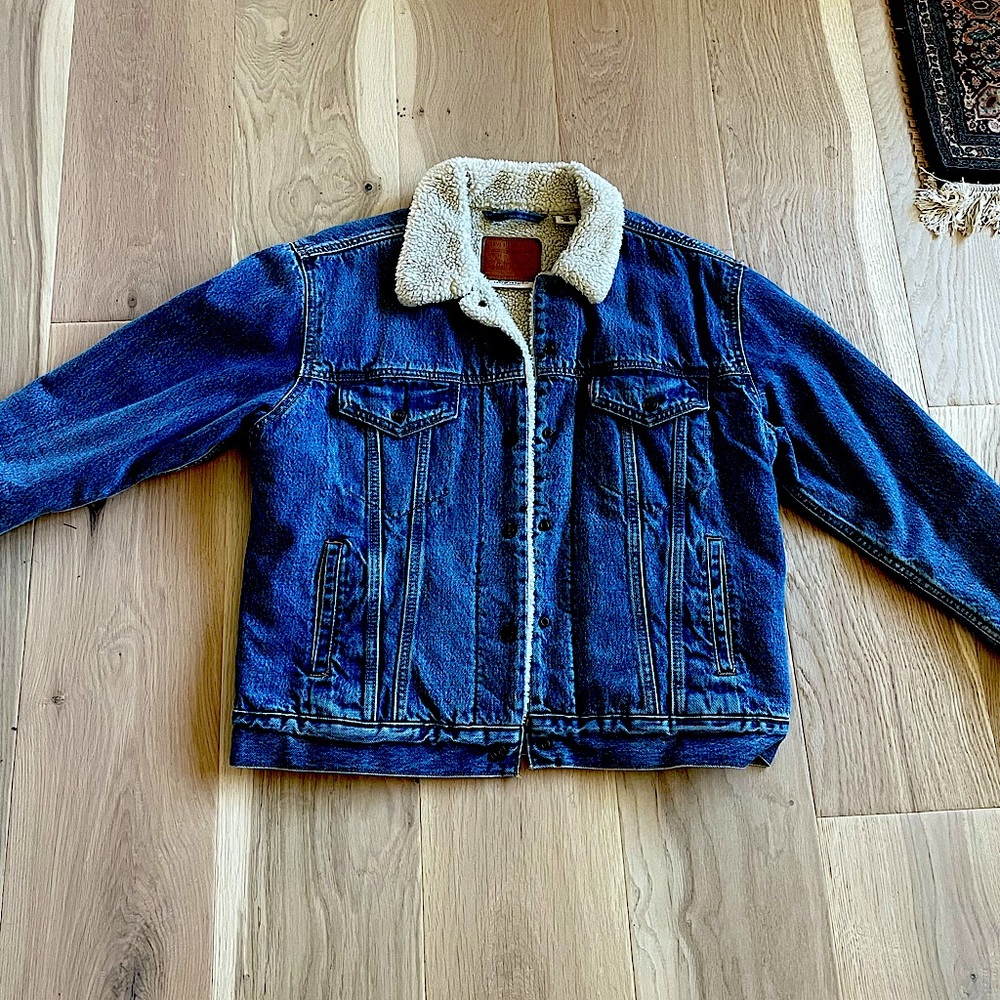 Levi's Blue Jean Jacket with Cream Collar